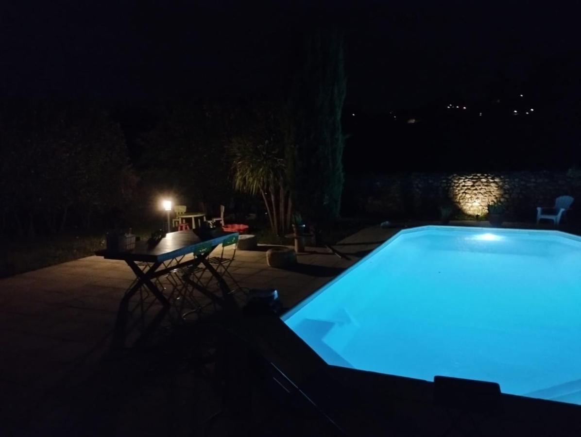 Gite « Les Rives De L'Ardeche » Ucel Esterno foto
